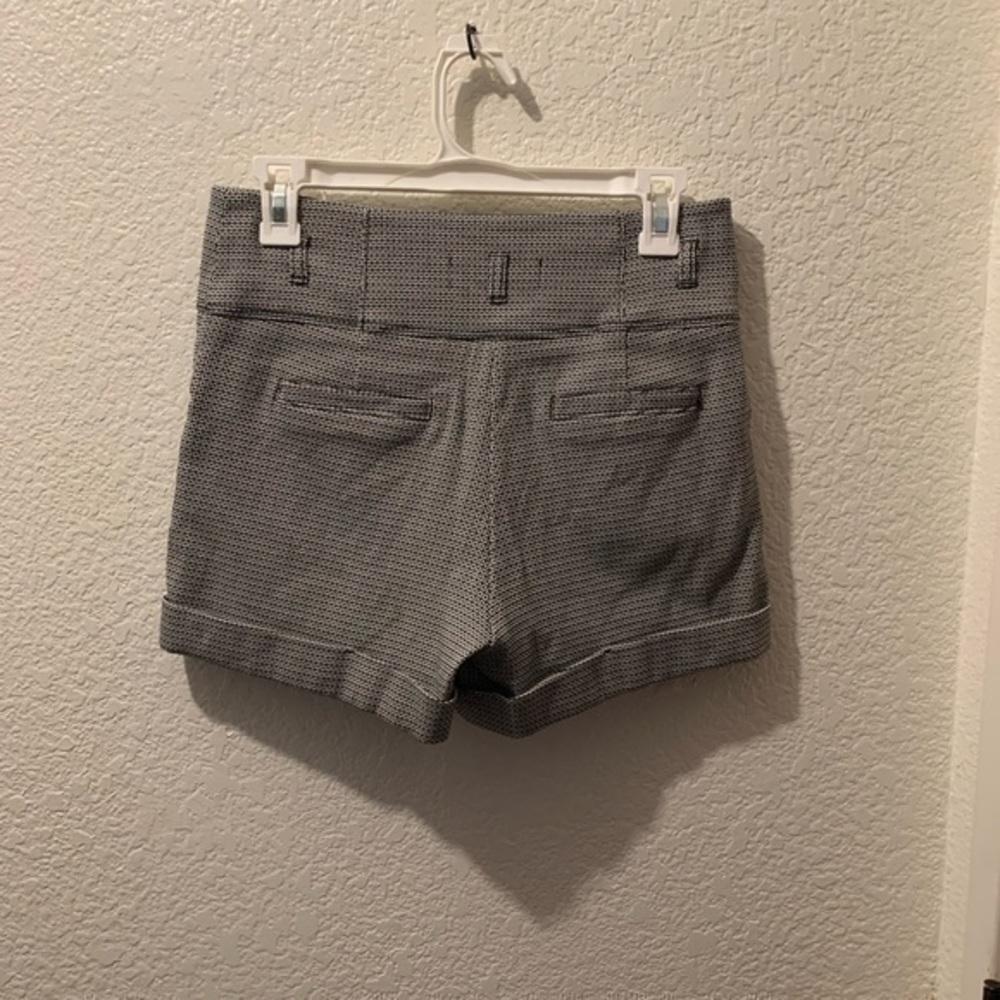 kalihi shorts - Picture 4 of 11